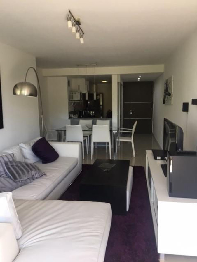 Apartamento en venta con renta 2 dormitorios. Punta del Este
