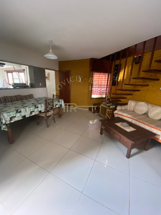 Casa ID.1898 - Venta y alquiler Casa en inmejorable ubicación 