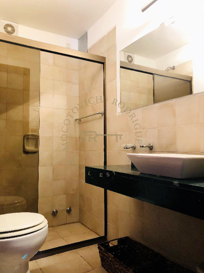 Casa ID.209 - Casa en venta 4 dormitorios. Piscina . Paradas - Playa Mansa.
