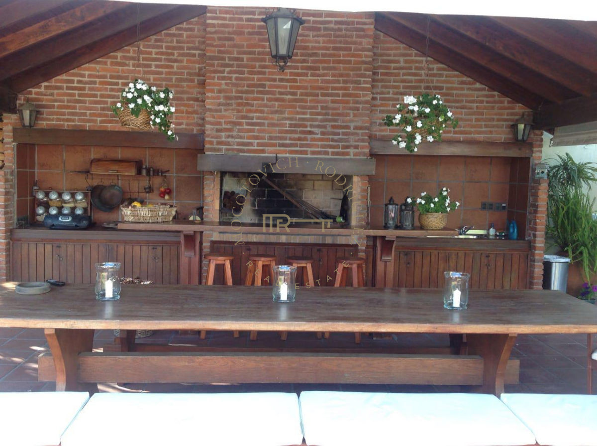 Casa ID.380 - Casa en alquiler temporal con piscina. 4 dormitorios - Paradas- Punta del Este