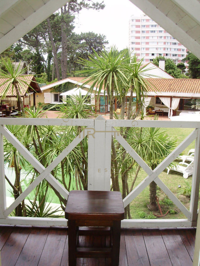 Casa ID.380 - Casa en alquiler temporal con piscina. 4 dormitorios - Paradas- Punta del Este