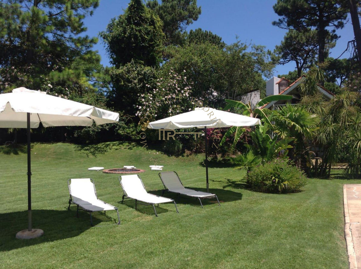 Casa ID.380 - Casa en alquiler temporal con piscina. 4 dormitorios - Paradas- Punta del Este