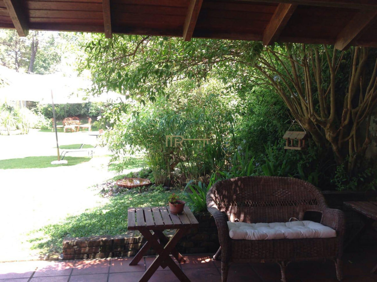 Casa ID.380 - Casa en alquiler temporal con piscina. 4 dormitorios - Paradas- Punta del Este