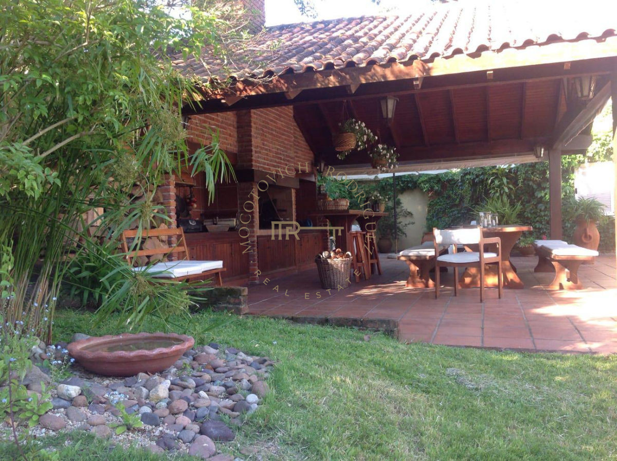 Casa ID.380 - Casa en alquiler temporal con piscina. 4 dormitorios - Paradas- Punta del Este