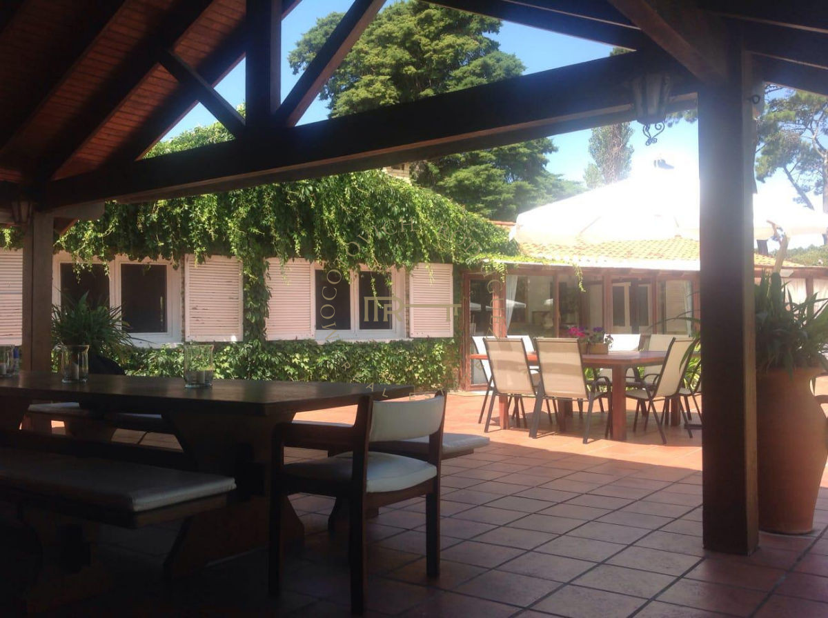 Casa ID.380 - Casa en alquiler temporal con piscina. 4 dormitorios - Paradas- Punta del Este