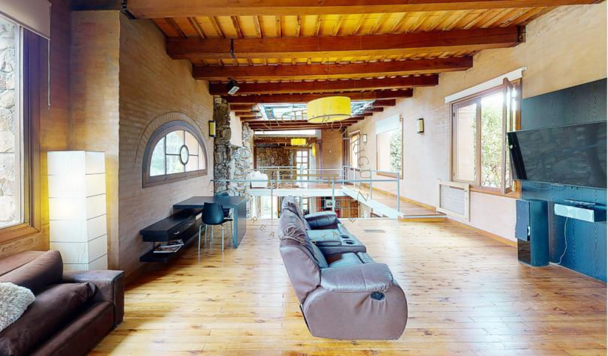 Casa ID.415 - Casa en venta 5 dormitorios  - Barrio cerrado Punta del Este