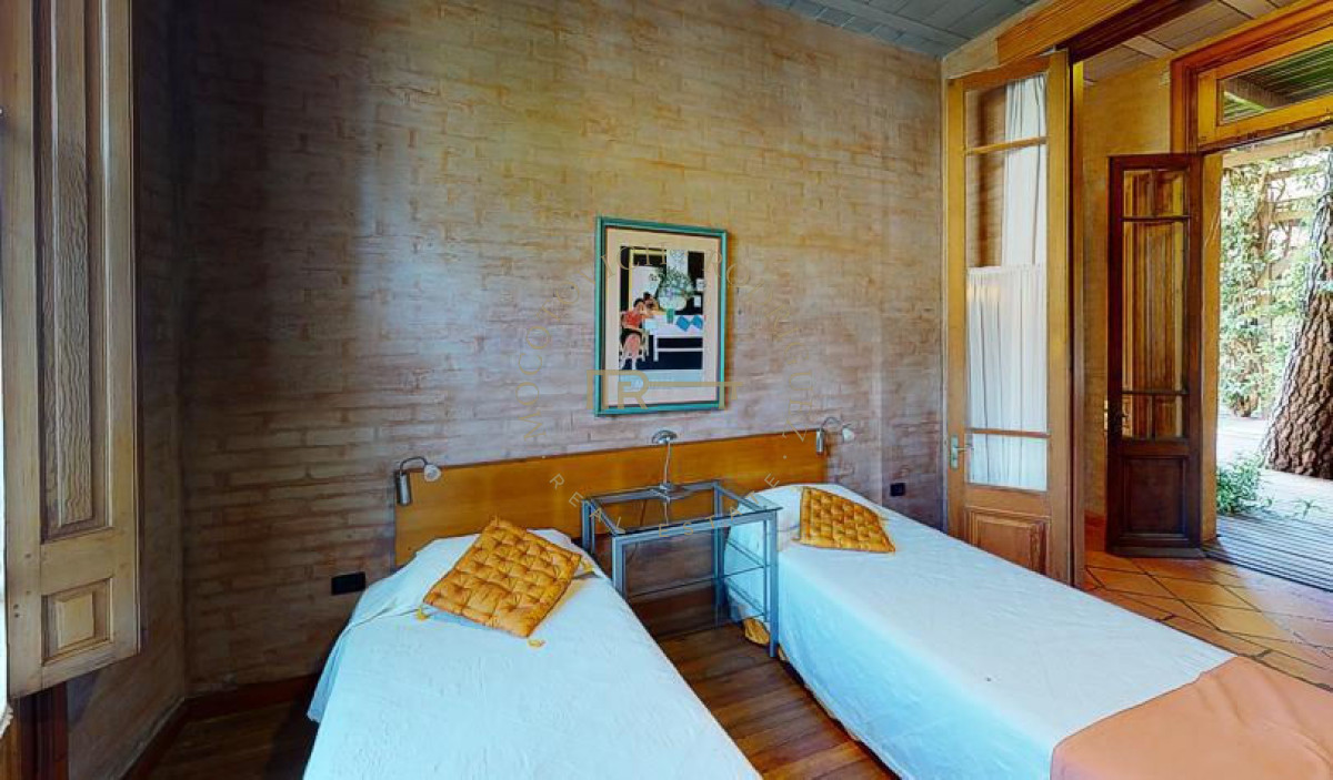 Casa ID.415 - Casa en venta 5 dormitorios  - Barrio cerrado Punta del Este