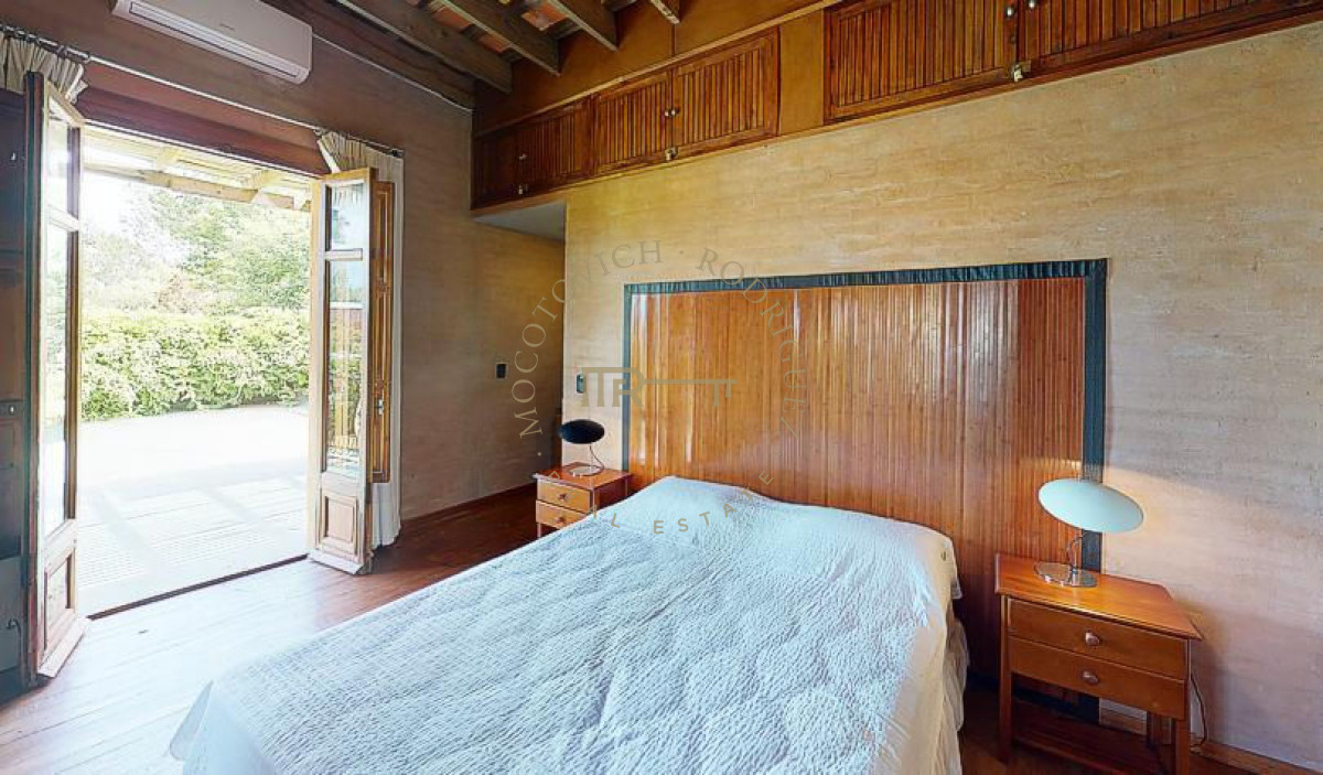Casa ID.415 - Casa en venta 5 dormitorios  - Barrio cerrado Punta del Este