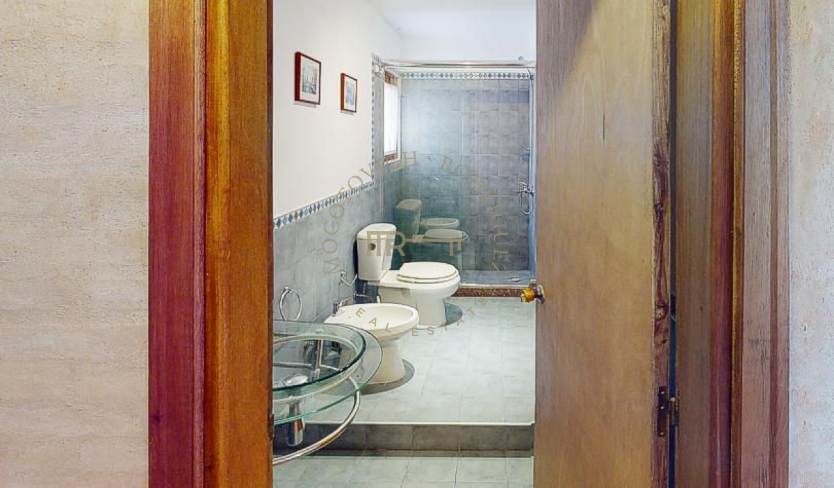 Casa ID.415 - Casa en venta 5 dormitorios  - Barrio cerrado Punta del Este
