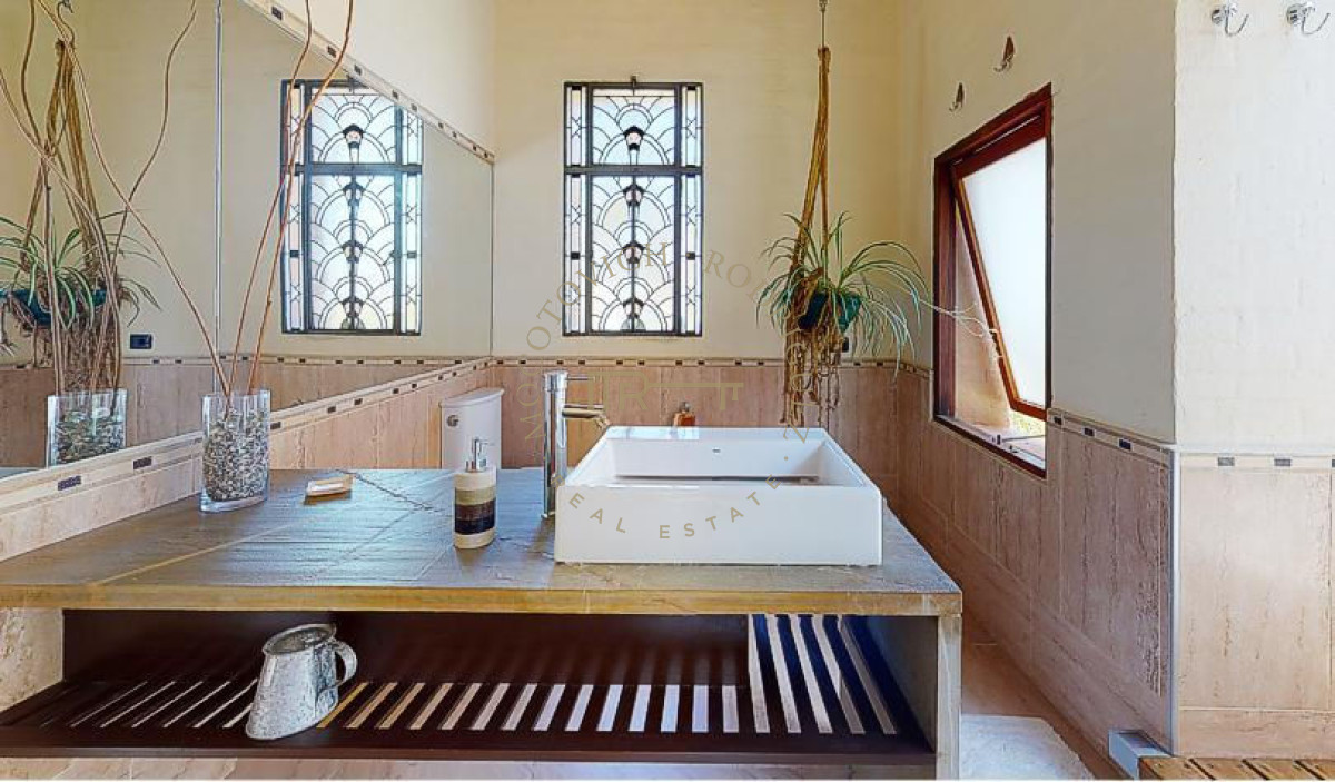 Casa ID.415 - Casa en venta 5 dormitorios  - Barrio cerrado Punta del Este