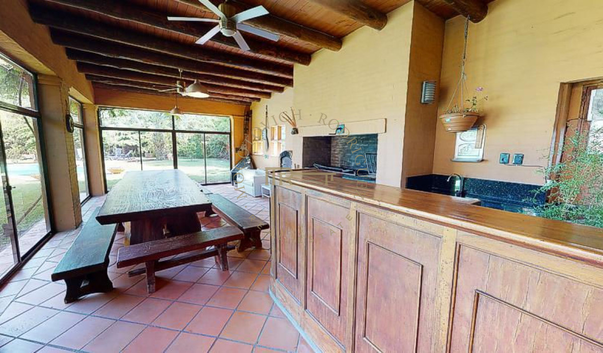 Casa ID.415 - Casa en venta 5 dormitorios  - Barrio cerrado Punta del Este