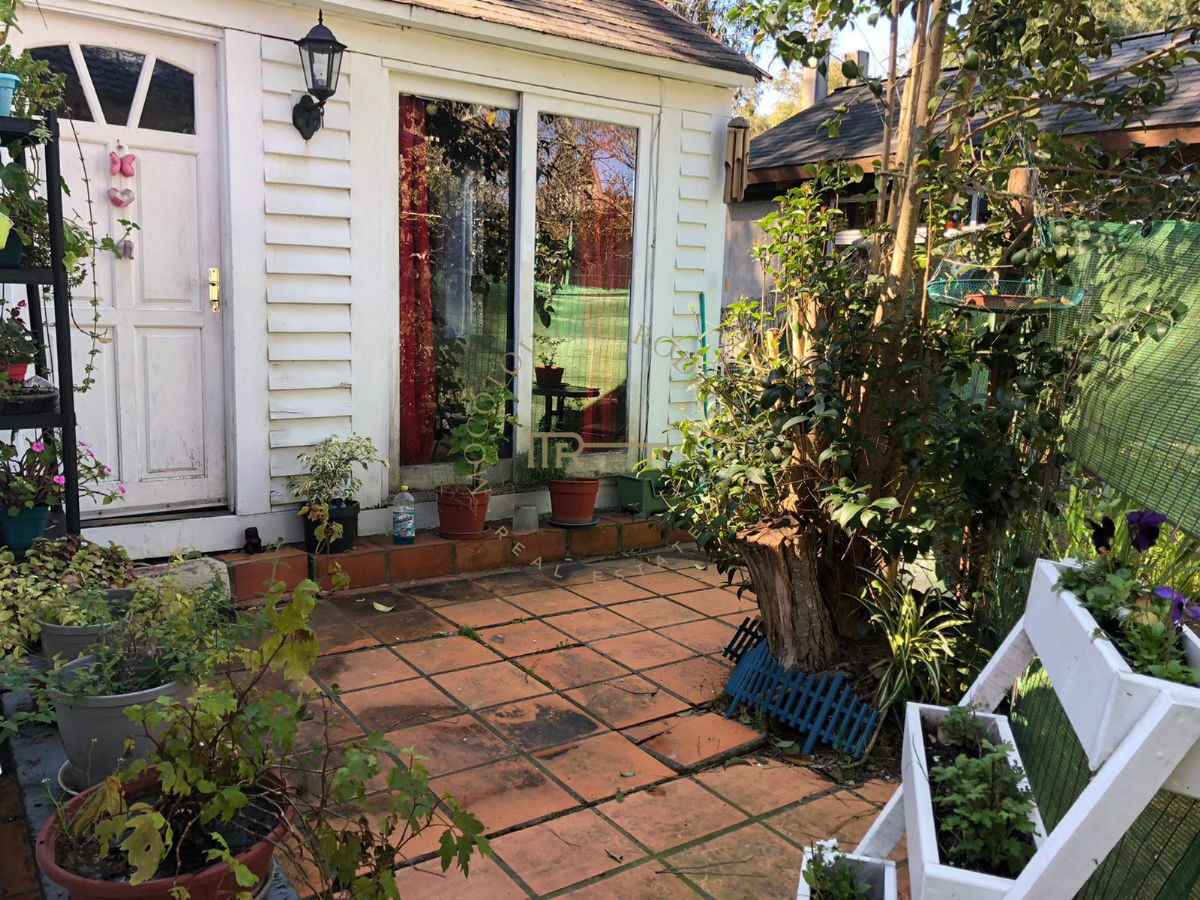 Casa ID.473 - Casa en venta 3 dormitorios 2 baños - Jardines de Cordoba zona colegios. Punta del Este