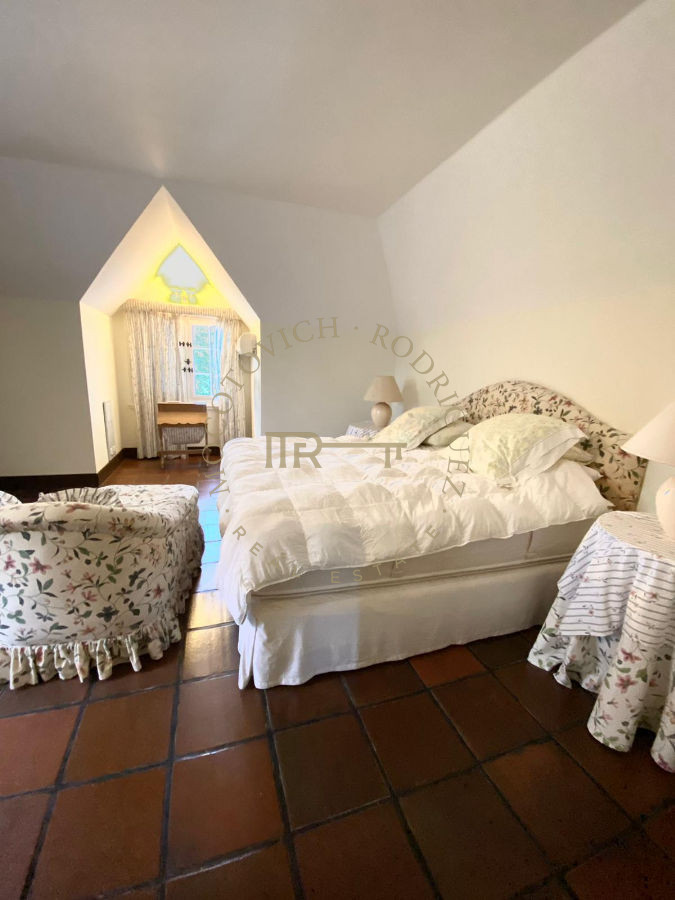 Casa ID.556 - chalet en venta zona Golf en Punta del Este