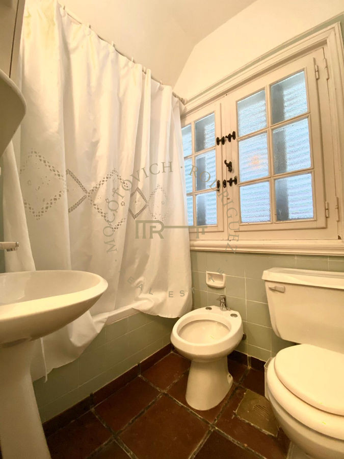 Casa ID.556 - chalet en venta zona Golf en Punta del Este