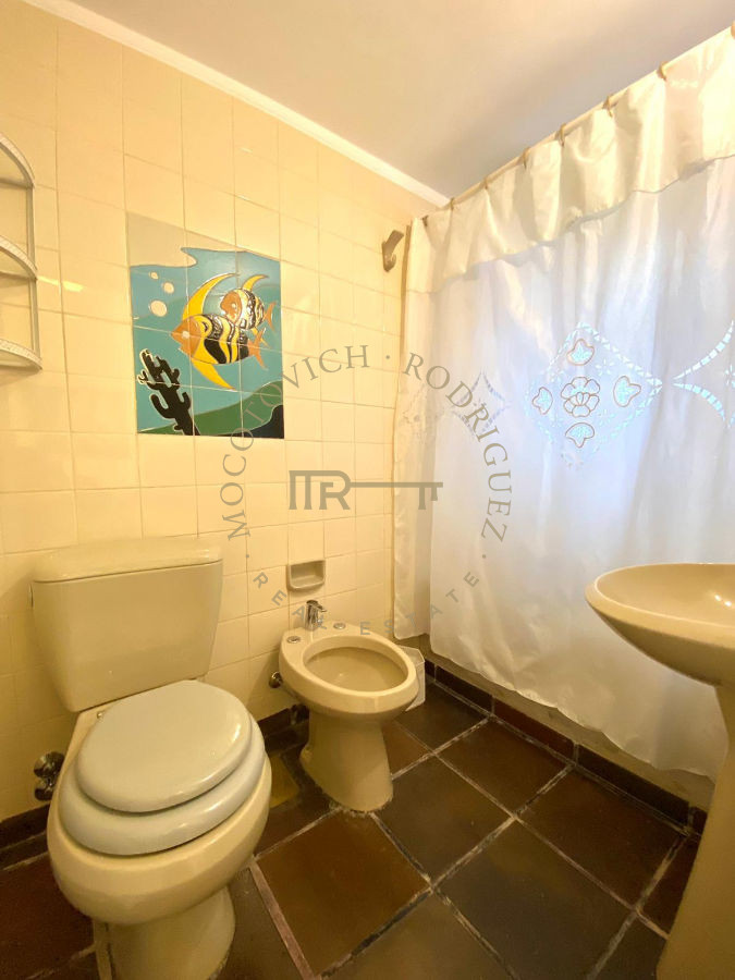 Casa ID.556 - chalet en venta zona Golf en Punta del Este