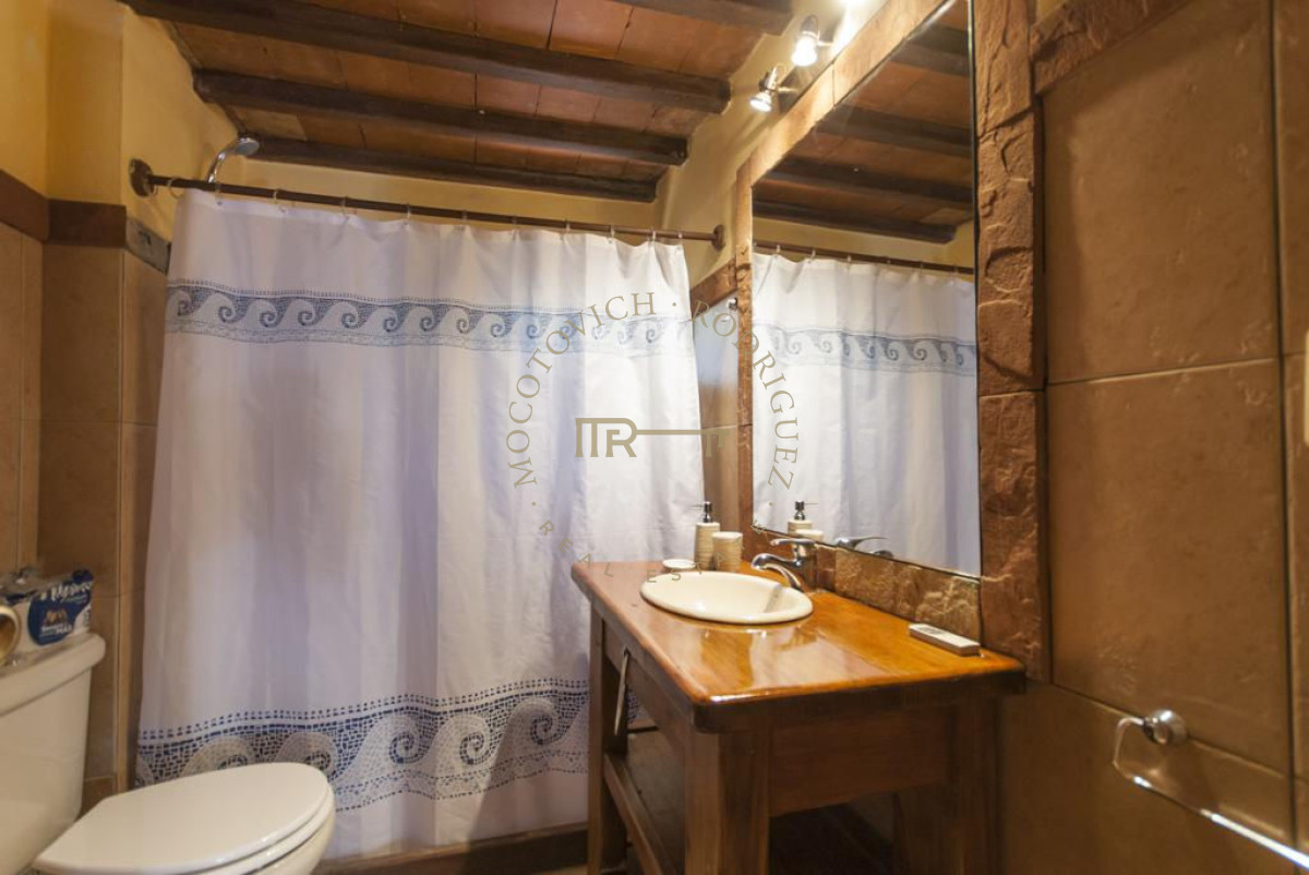 Casa ID.579 - Casa en venta. Pinares Punta del Este