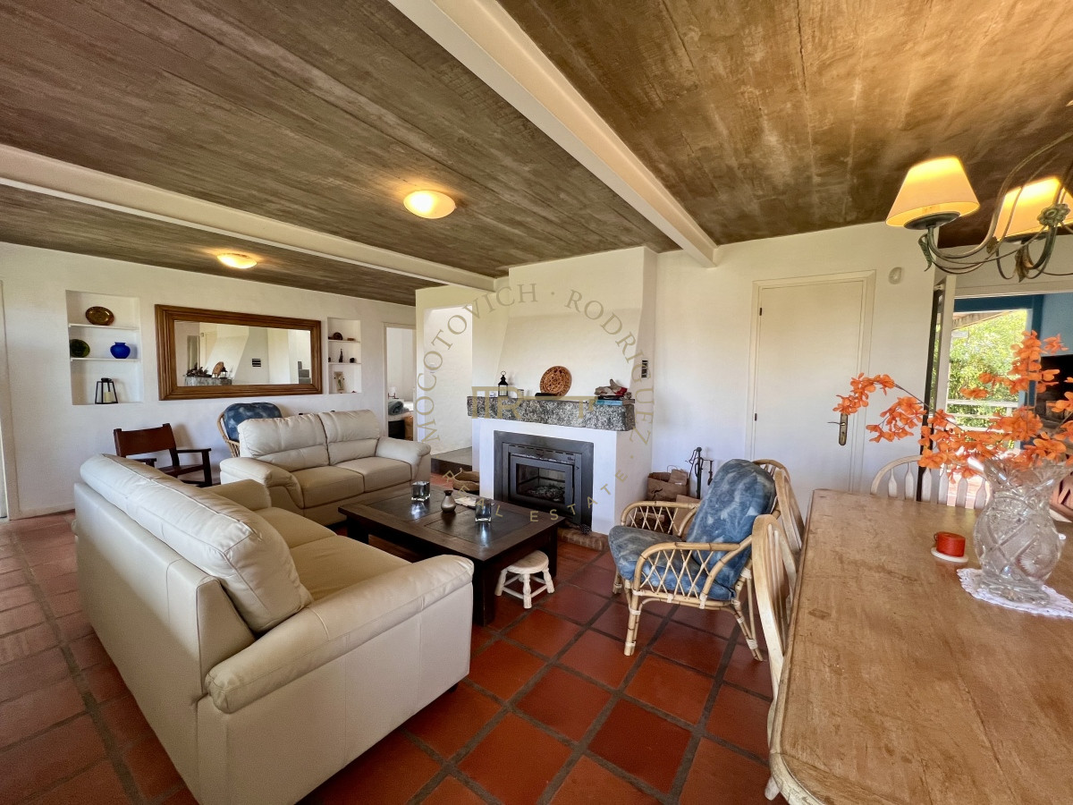 Casa ID.2396 - Casa de 4 dormitorios en alquiler enero. Montoya La Barra
