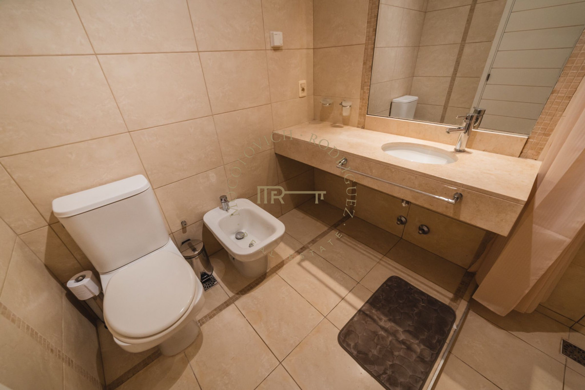 Casa ID.1391 - Alquiler hermosa casa 3 dormitorios 3 baños piscina parrillero 