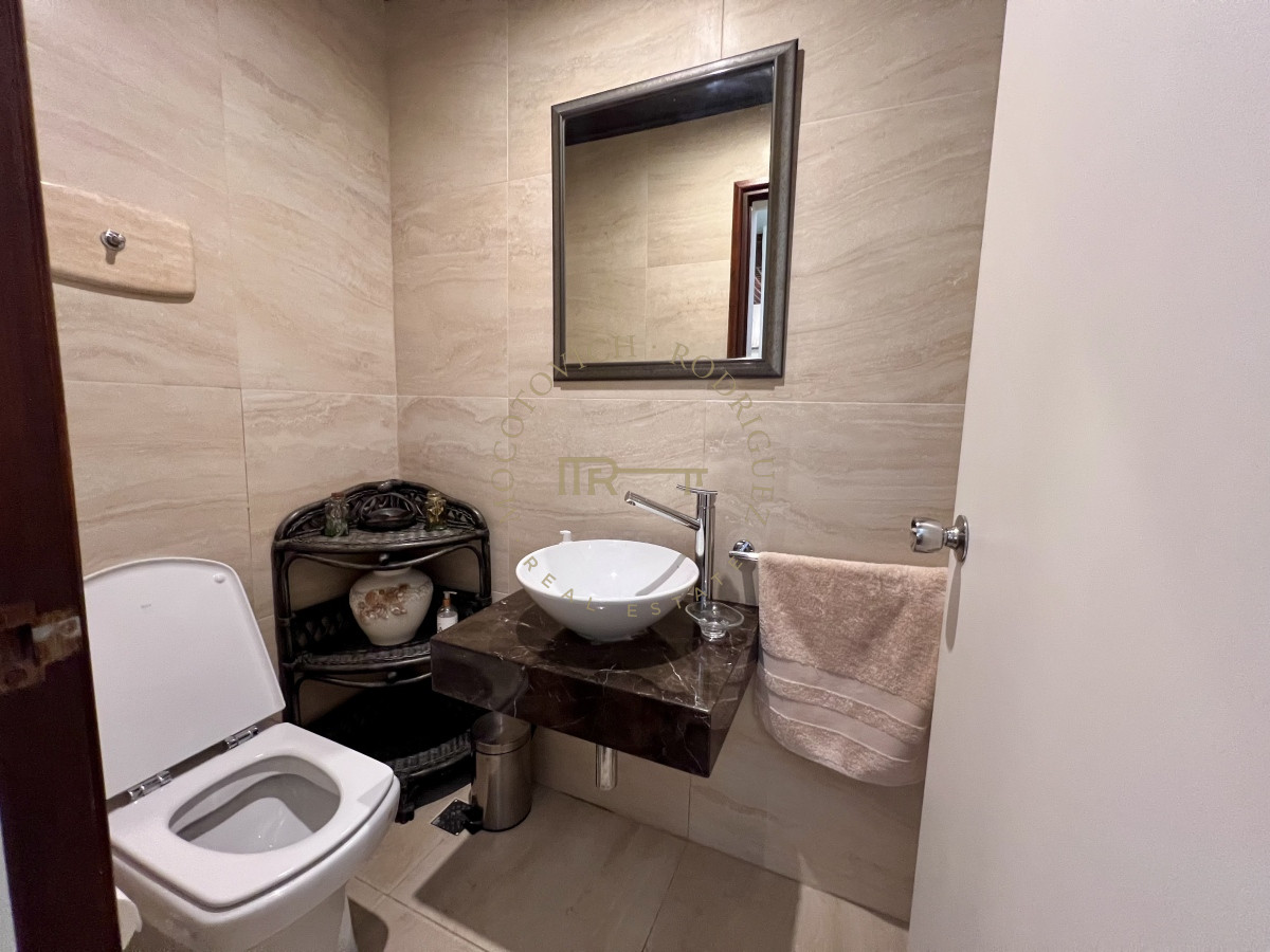 Casa ID.2442 - Casa en alquiler 4 dormitorios Punta del Este 