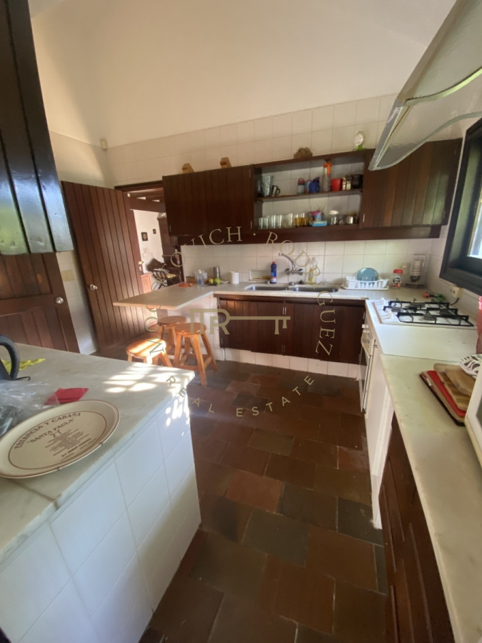 Casa ID.2441 - Casa en venta de 4 dormitorios en Punta del Este 
