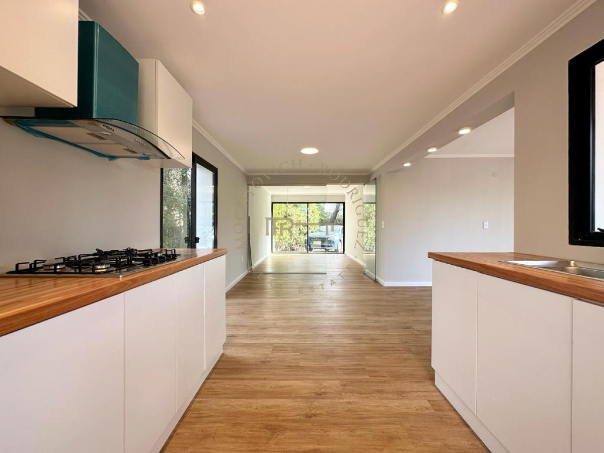 Casa ID.2322 - Casa en Barrio Privado 5 dormitorios venta 