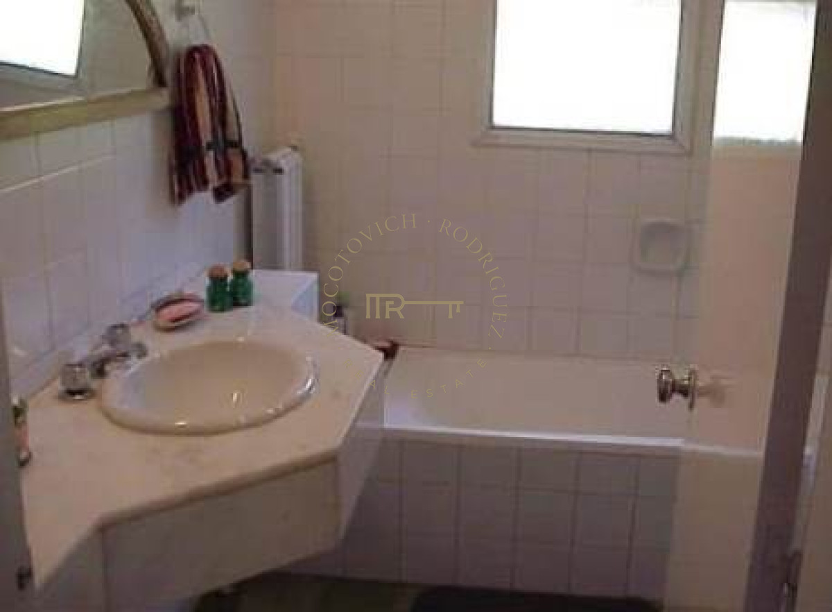 Casa ID.1026 - En alquiler y venta casa en la barra 3 dormitorios