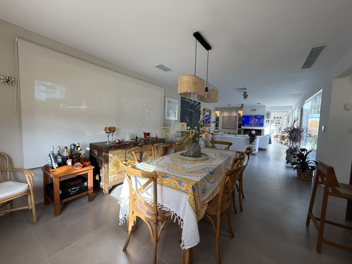 Casa ID.4151 - Casa a estrenar en alquiler de verano. 3 dormitorios piscina y barbacoa 