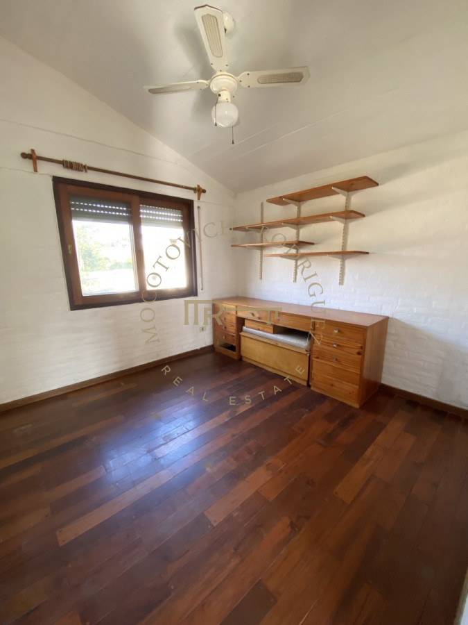 Casa ID.2124 - Venta Casa en Hermosa zona para vivir todo el año  Punta del Este. 