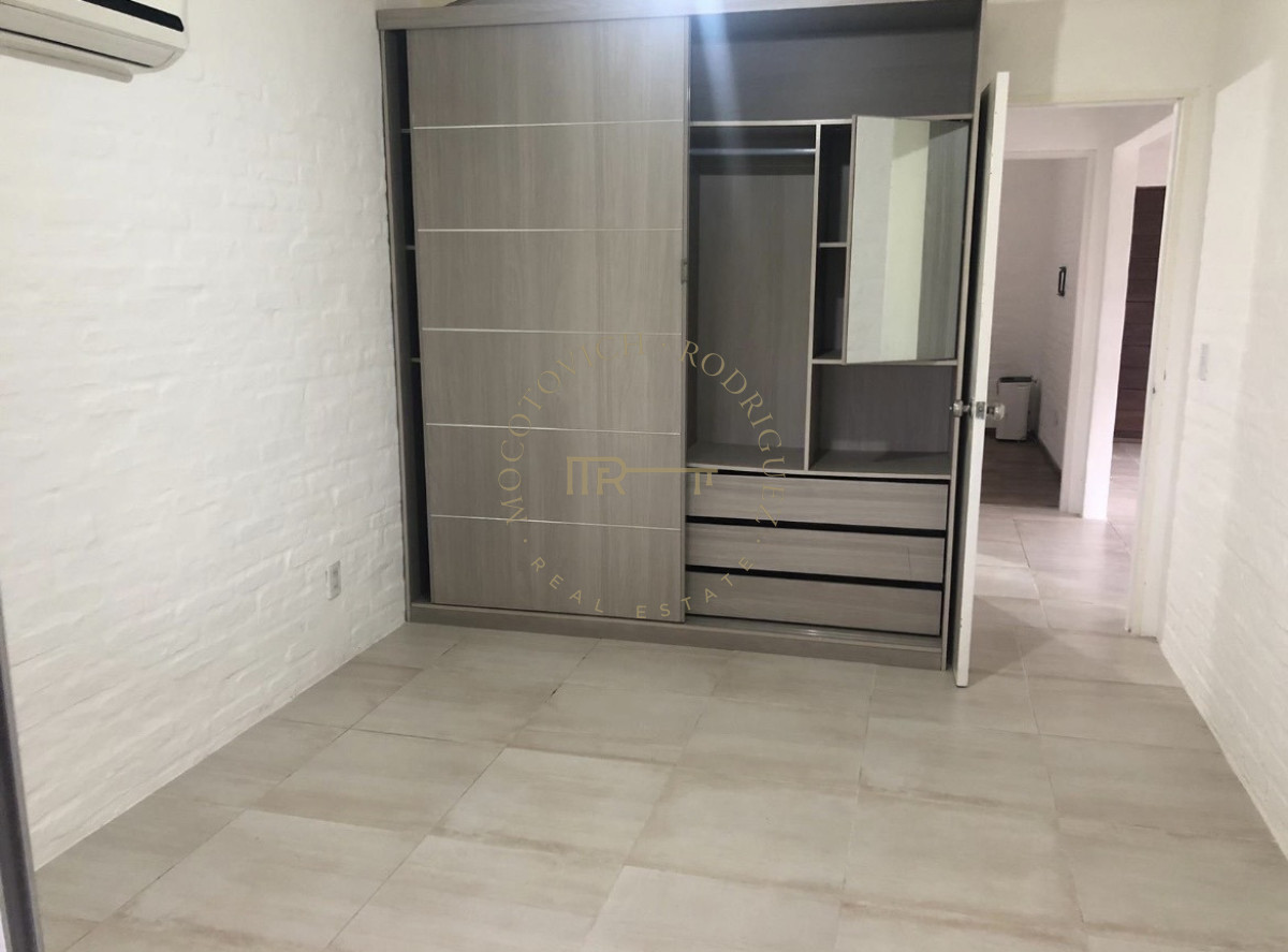 Casa ID.4384 - Casa en venta de 2 dormitorios-La Bota - El Chorro