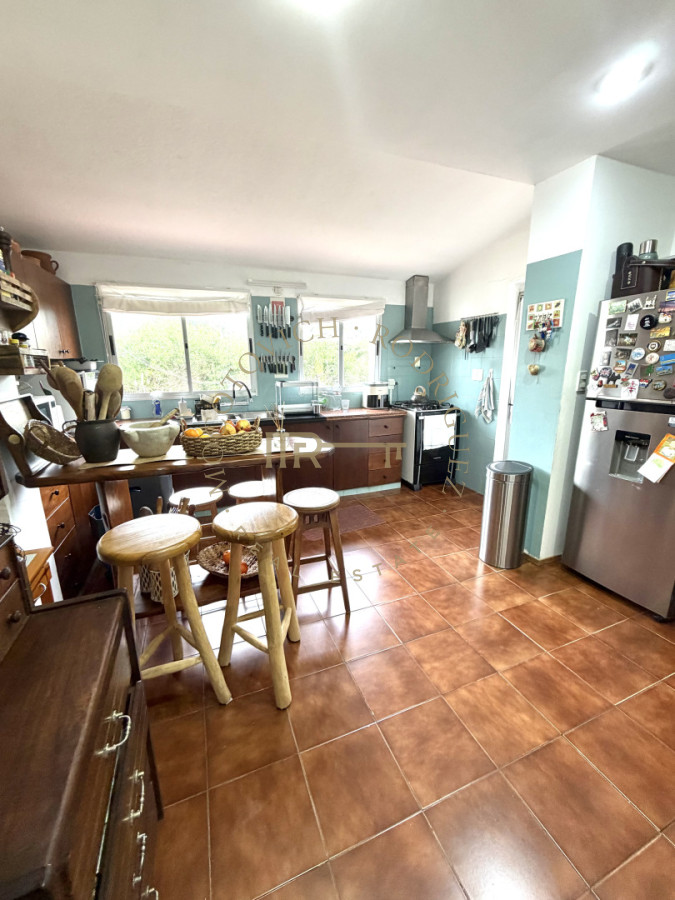 Casa ID.4552 - Casa en venta 3 dormitorios Piscina y Barbacoa. Pinares Punta del Este