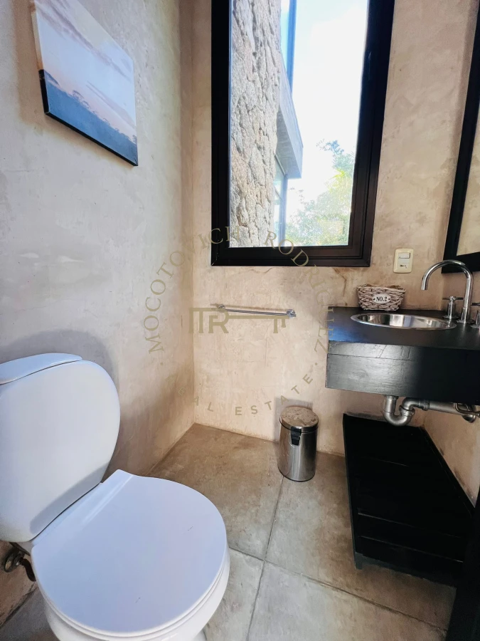 Casa ID.493 - Casa moderna en venta de 4 dormitorios en suite -Barrio Cerrado La Arbolada- Punta del Este.