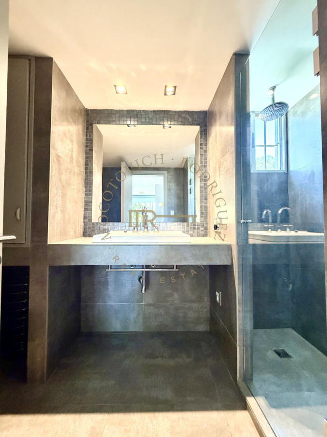 Casa ID.4223 - Casa en solida en excelente ubicación próxima a la playa