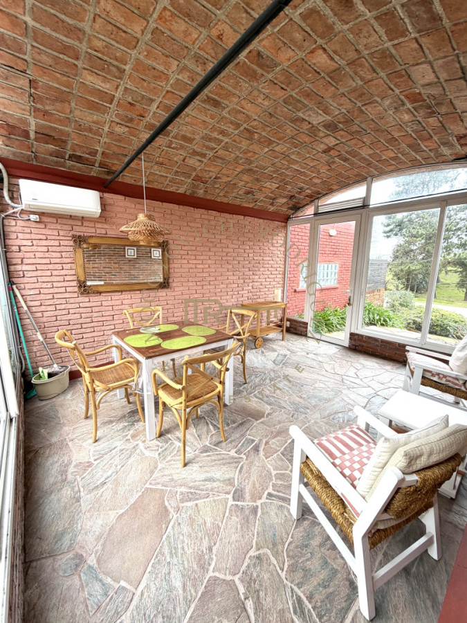 Casa ID.4695 - Alquiler de verano casa de 2 dormitorios en Pinares. 