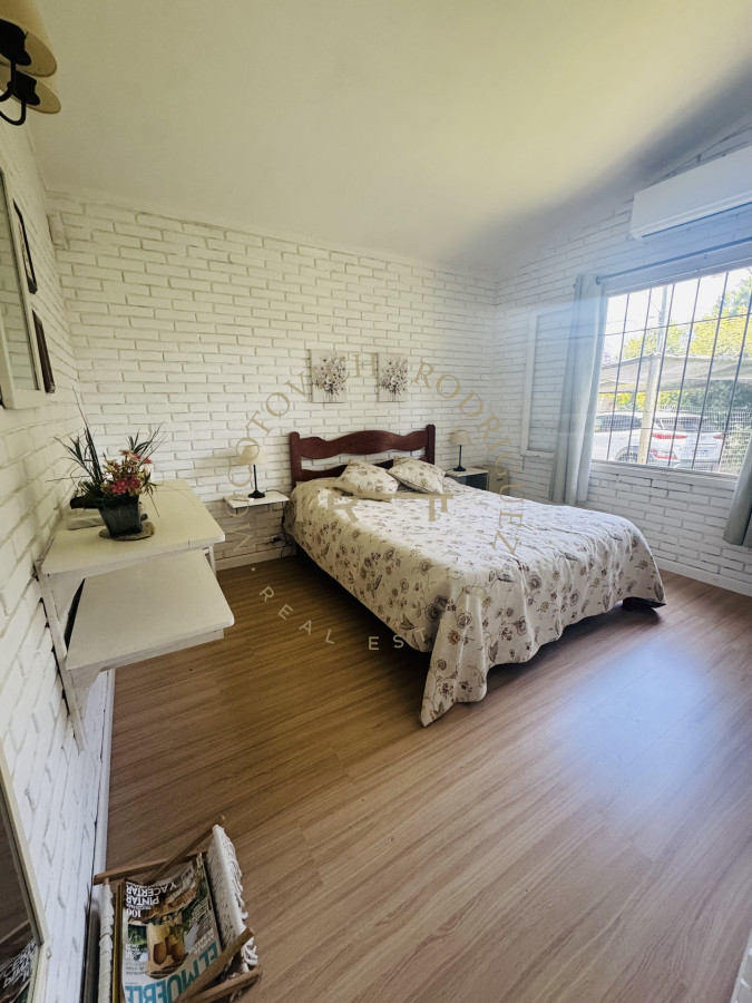 Casa ID.4119 - Casa en venta de 2 dormitorios en Lugano Punta del Este