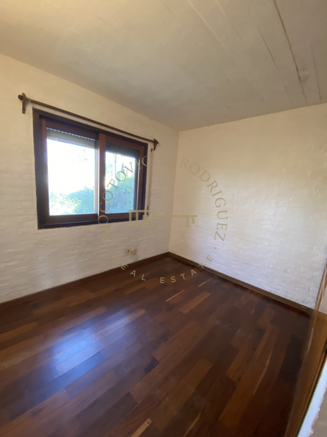 Casa ID.2124 - Venta Casa en Hermosa zona para vivir todo el año  Punta del Este. 