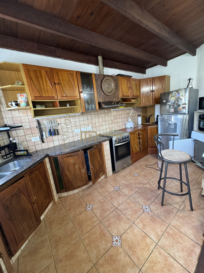 Casa ID.3540 - Casa en alquiler anual 4 dormitorios. Punta del este Maldonado.-