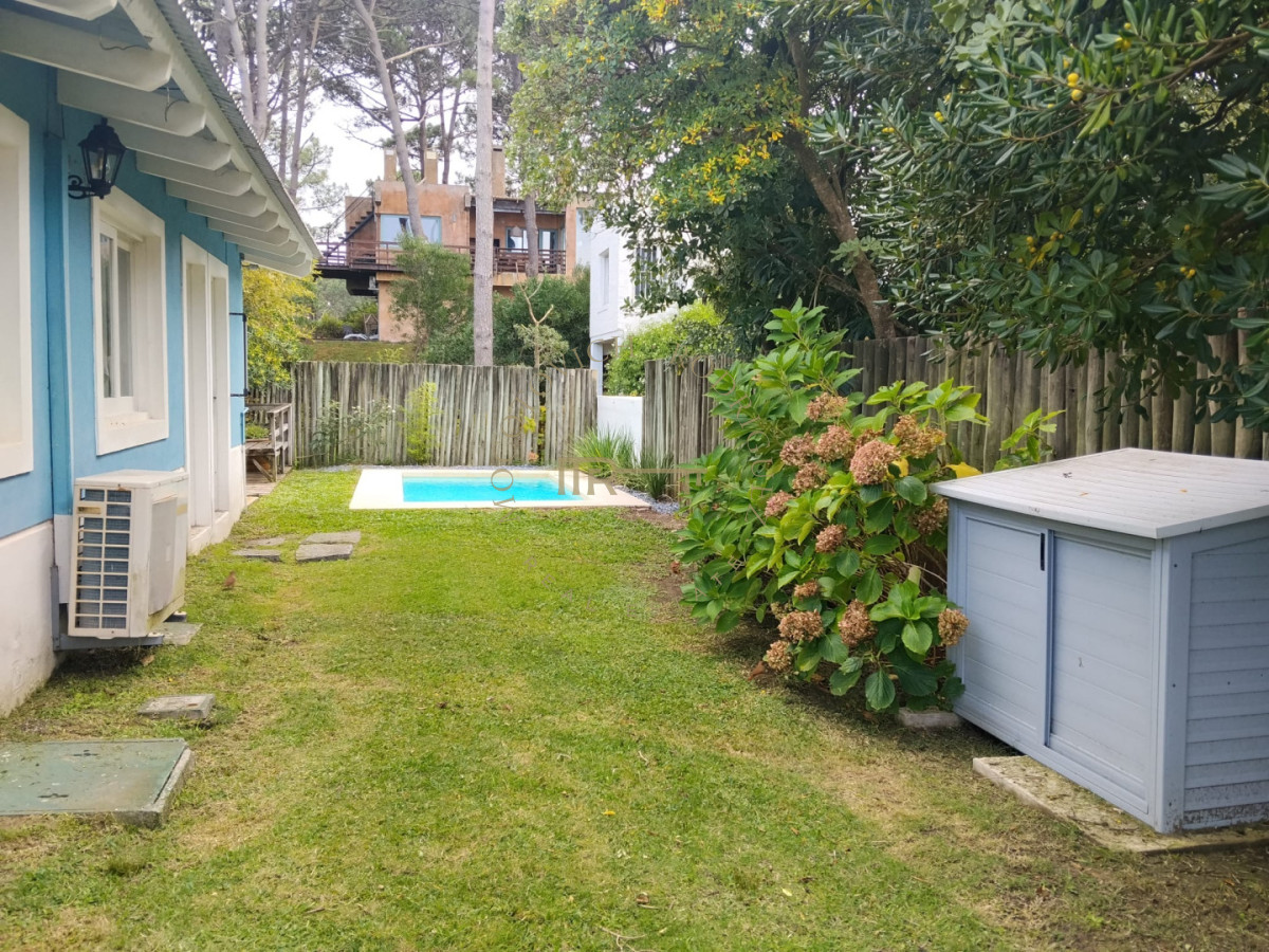 Casa ID.2396 - Casa de 4 dormitorios en alquiler enero. Montoya La Barra