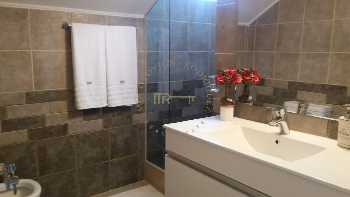 Casa ID.4 - Casa en venta alquiler temporal 6 dormitorios a nuevo - Mansa-Punta del Este. 