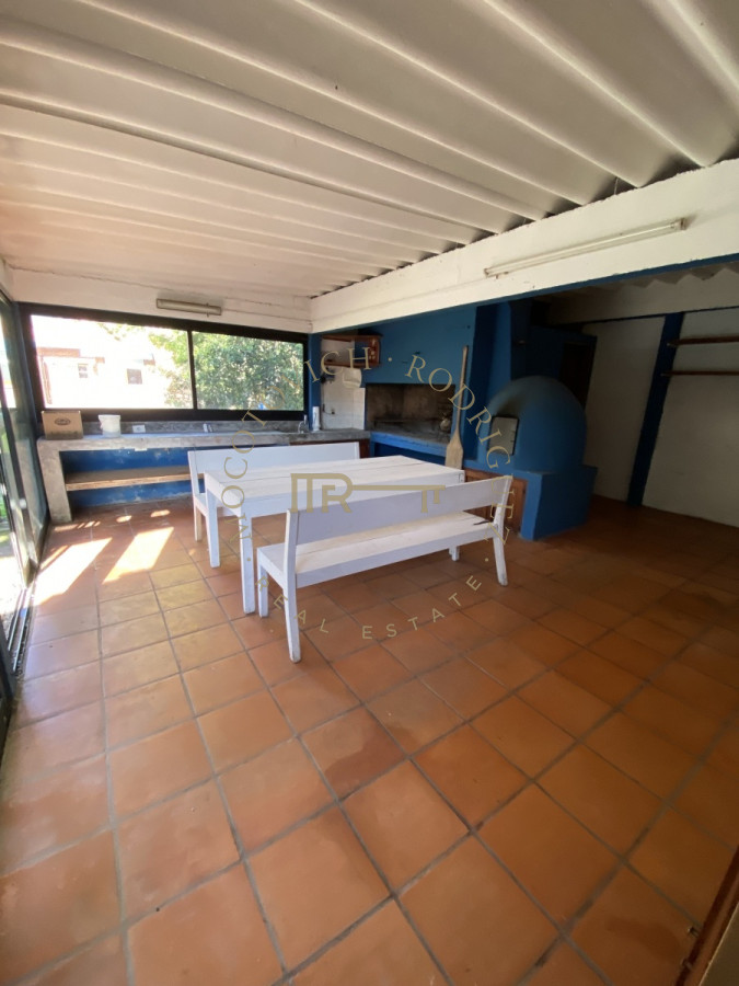 Casa ID.2124 - Venta Casa en Hermosa zona para vivir todo el año  Punta del Este. 
