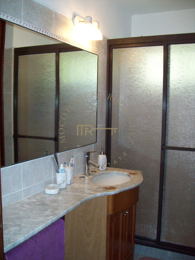 Casa ID.50 - Casa en venta de 4 dormitorios  - Mansa