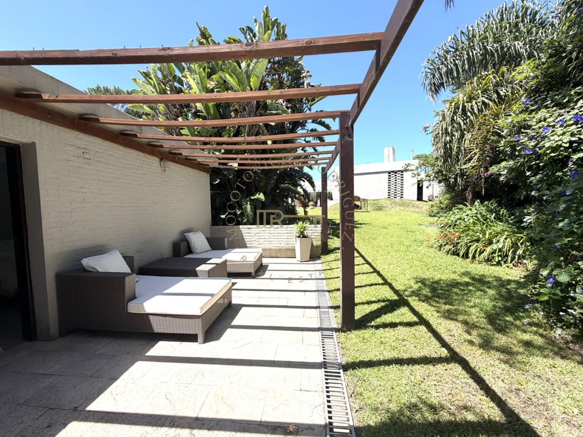 Casa ID.4223 - Casa en solida en excelente ubicación próxima a la playa