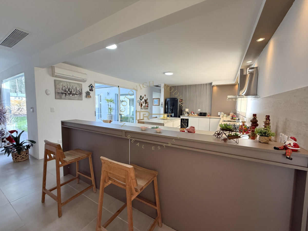 Casa ID.4151 - Casa a estrenar en alquiler de verano. 3 dormitorios piscina y barbacoa 