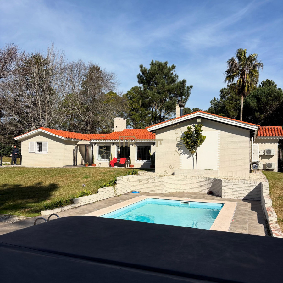 Casa ID.4009 - Casa de 5 dormitorios en alquiler de verano