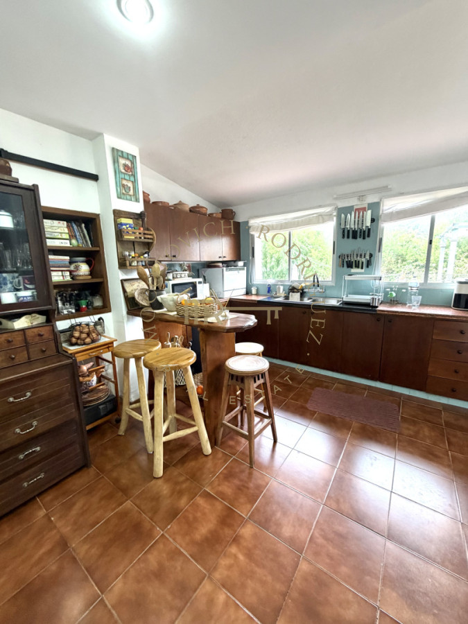 Casa ID.4552 - Casa en venta 3 dormitorios Piscina y Barbacoa. Pinares Punta del Este