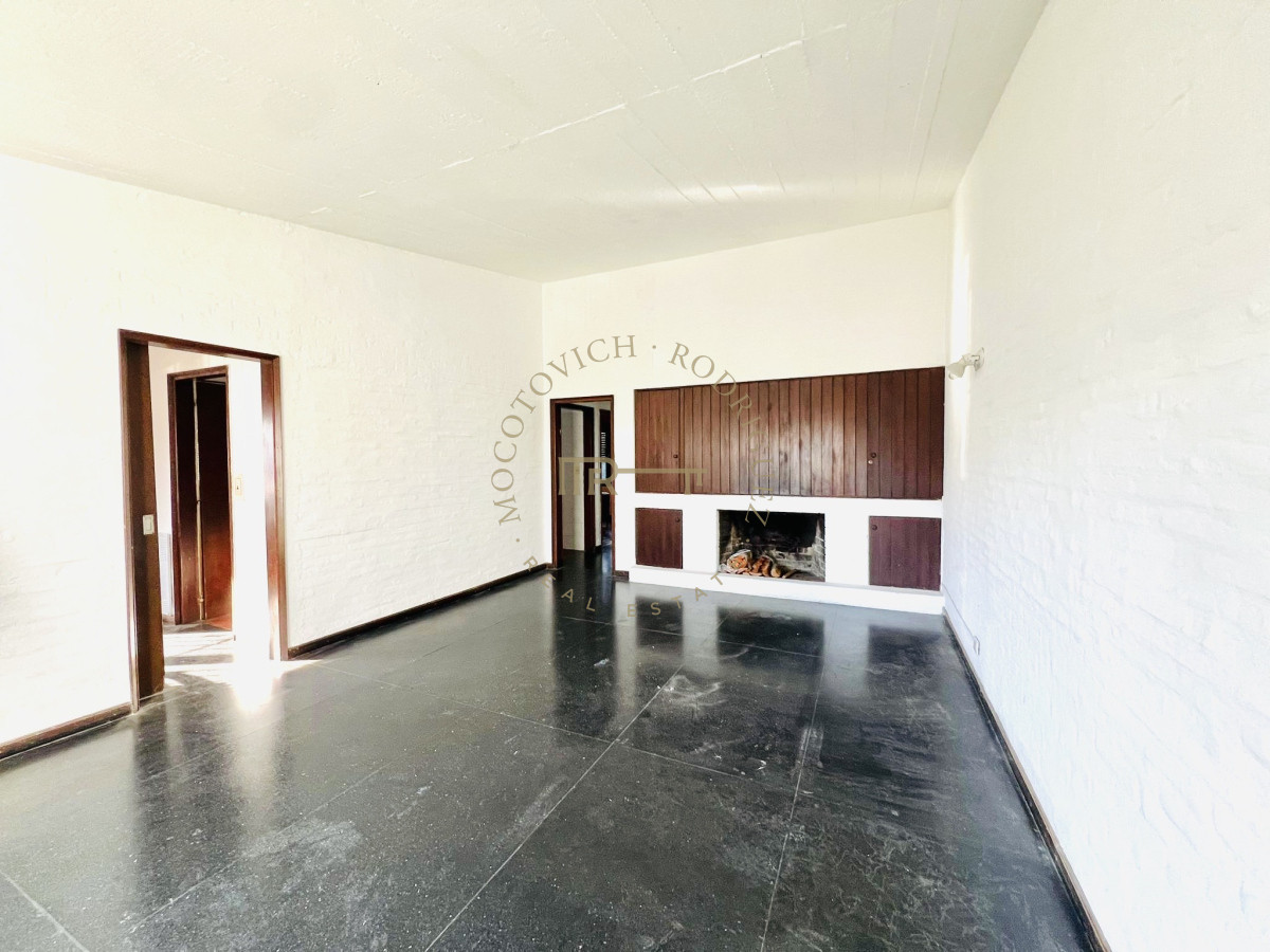 Casa ID.3626 - Chalet en el centro de Maldonado, 