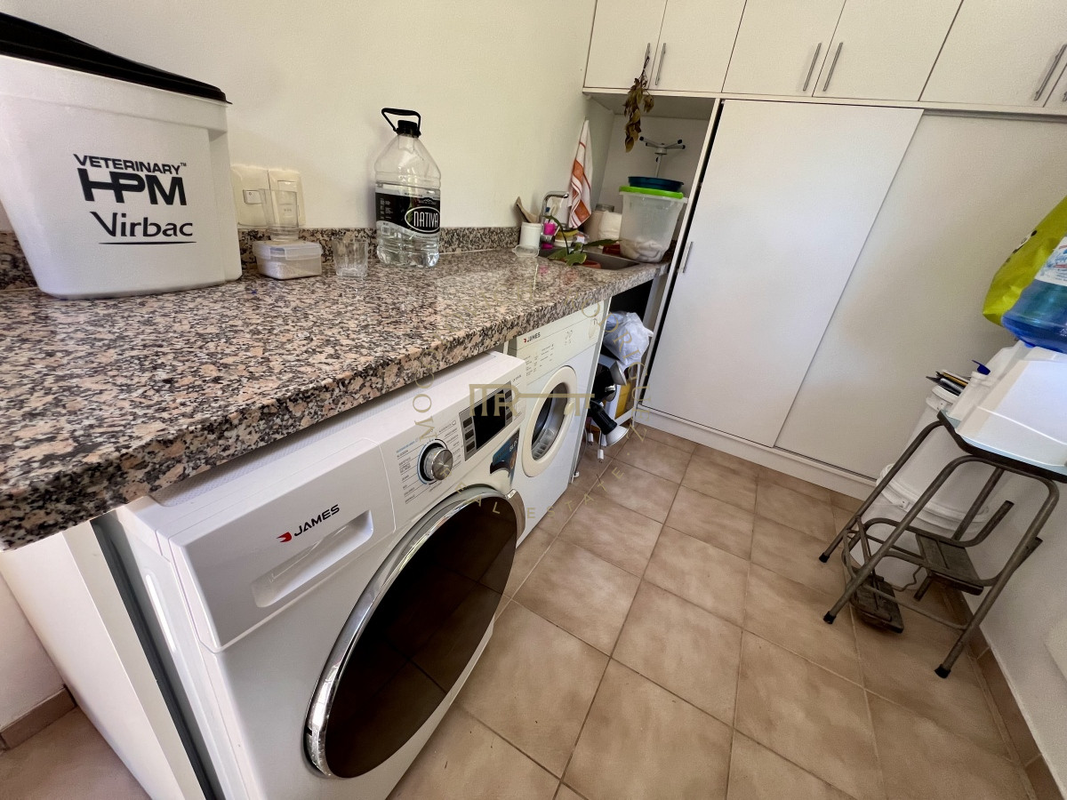 Casa ID.2447 - Hermosa casa de 4 dormitorios con piscina climatizada en alquiler temporal Punta del Este