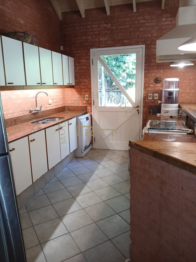 Casa ID.3899 - CAsa en venta en Barrio privado la Arbolada