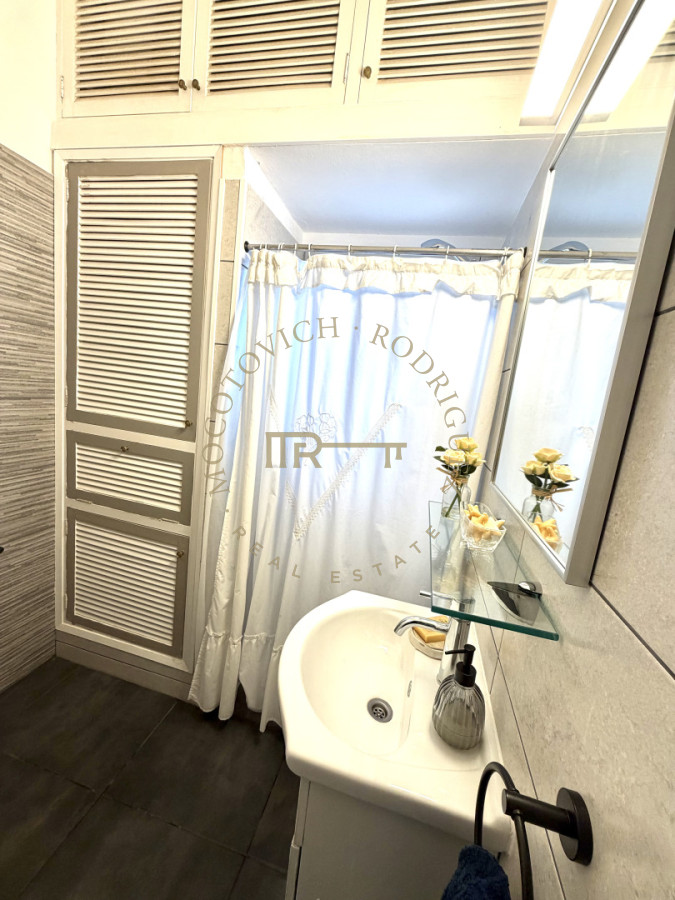 Casa ID.4552 - Casa en venta 3 dormitorios Piscina y Barbacoa. Pinares Punta del Este