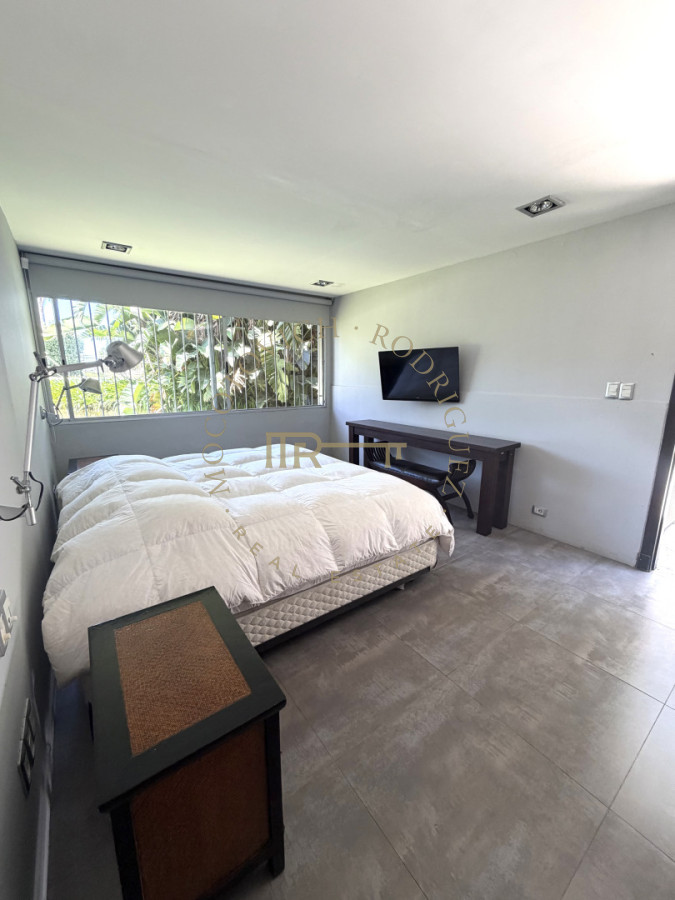 Casa ID.4223 - Casa en solida en excelente ubicación próxima a la playa