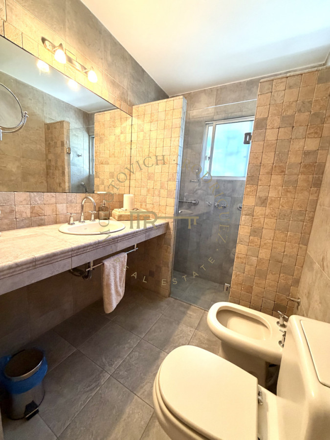 Casa ID.4223 - Casa en solida en excelente ubicación próxima a la playa